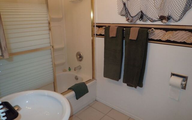 Airport Bed & Breakfast Victoria BC
