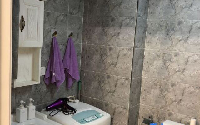 Yiwei Hotel Apartment (Shenyang Lijiang Street Subway Station)