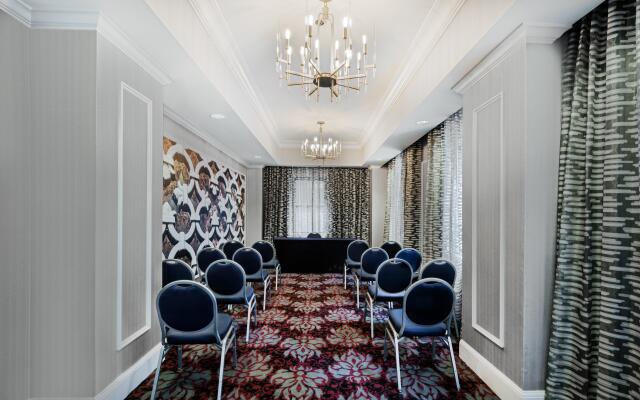 Hotel Indigo Dallas Downtown by IHG