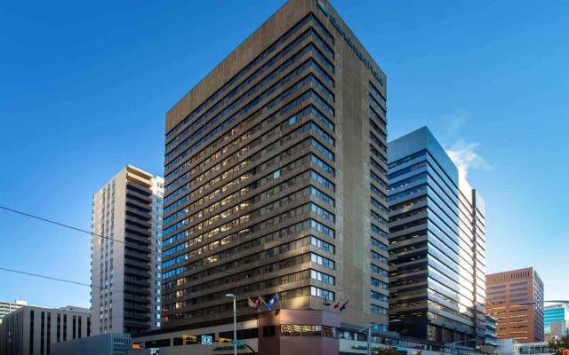 Sandman Signature Calgary Downtown Hotel