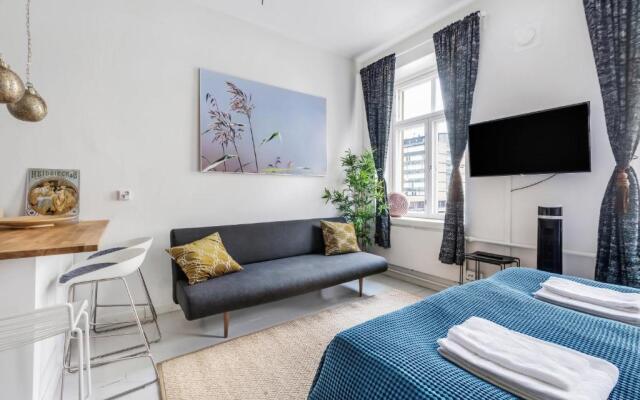 WeHost Bright Studio for 6 Kallio Travellers