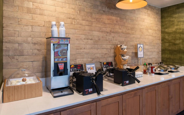Fairfield Inn & Suites by Marriott Bakersfield Central