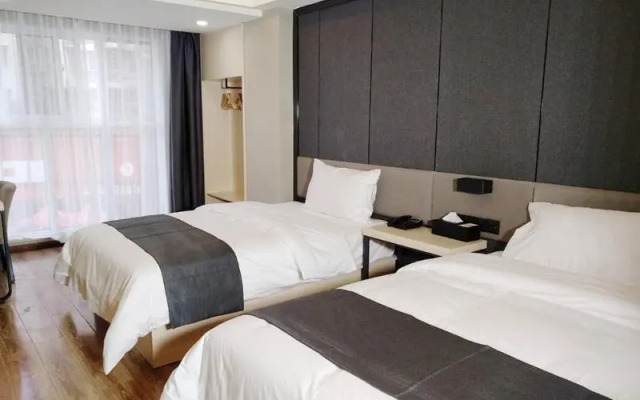 Thank Inn Plus Hotel Sichuan Guang'an Yuechi County Tianlong Street