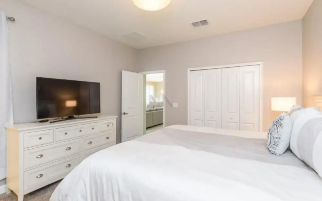 Amazing NEW 5 Bedrooms Champions Gate!