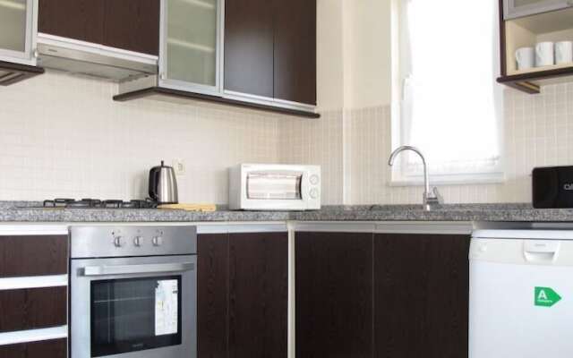 Villa AQ28 by JoyLettings