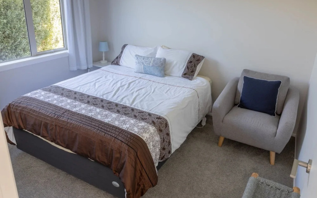 Tuscan Retreat – Guest Rooms – Martinborough