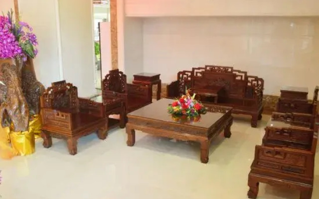 Riverside Lidu Hotel