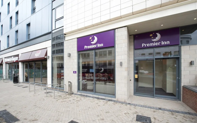 Premier Inn Bristol Cc - Lewins Mead