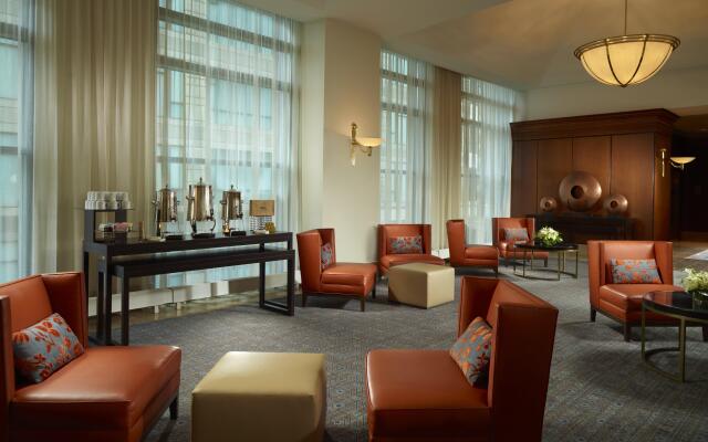 Omni Chicago Hotel