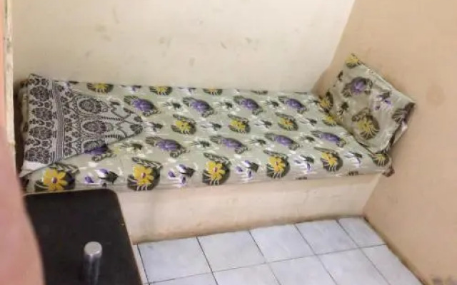 Jay khodiyar guest house