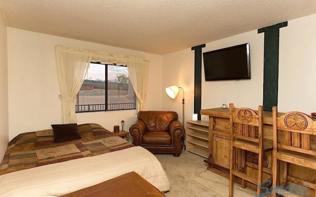Perfect at Pantano By Signature Vacation Rentals