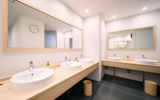 Hotel Plus Hostel TOKYO KAWASAKI