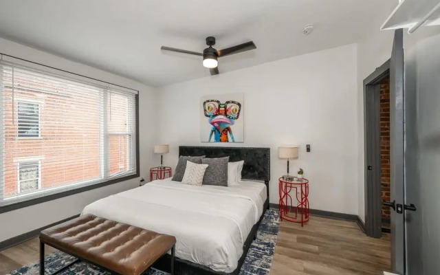 Mansfield Modern Oasis