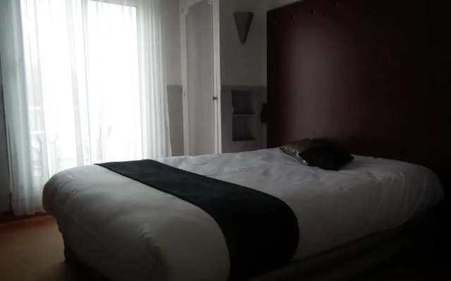 Logis Hôtel le Moulin Neuf