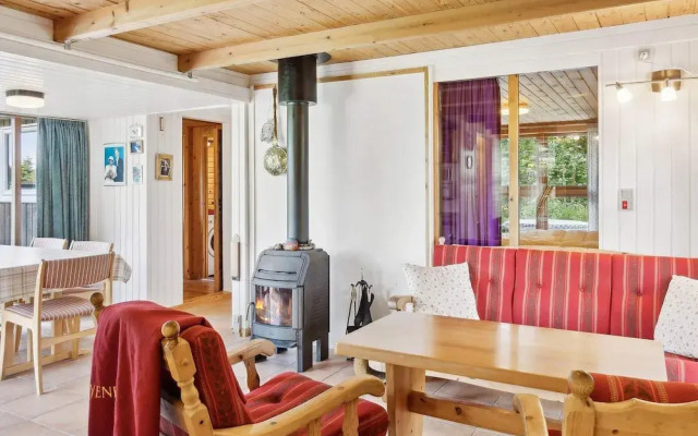 7 Person Holiday Home in Kolind-by Traum