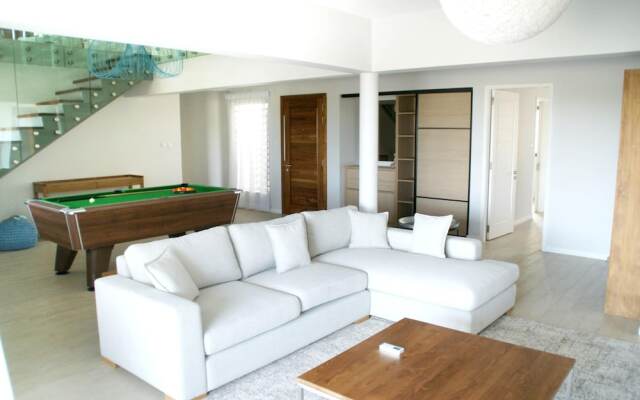 Apartment With 3 Bedrooms in Tamarin, With Wonderful sea View, Pool Ac