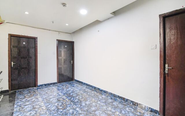 Fabhotel Grand Hazra Inn