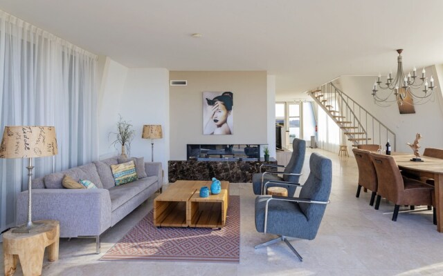 Beautiful sea Views Apartment Shrimp