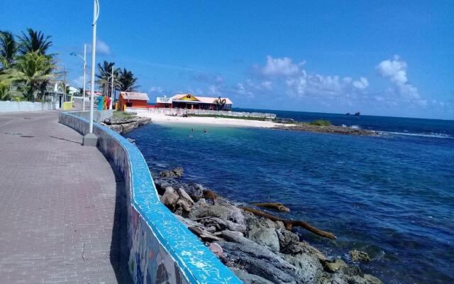 Victoria's Gennie Bay Village Hostal