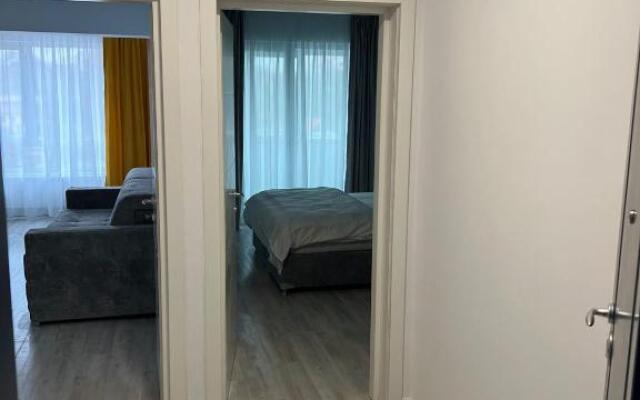 Njunior Luxury Apartments 4