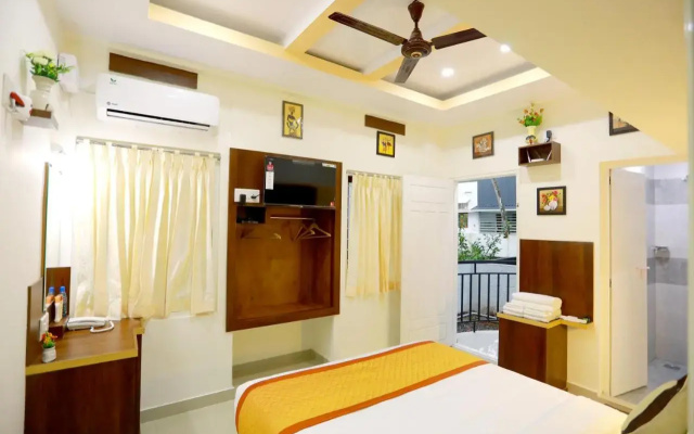 Base9 Airport Hotel