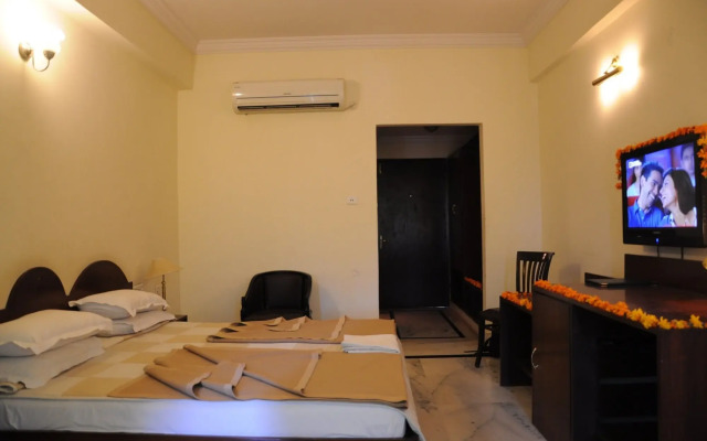 Hotel Pratap Palace