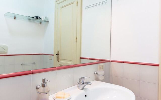 Piazza Marina Apartment