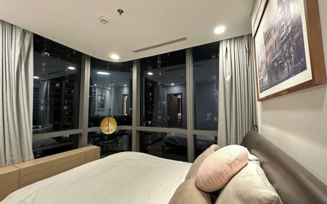 The Emerald Suites at Landmark 81