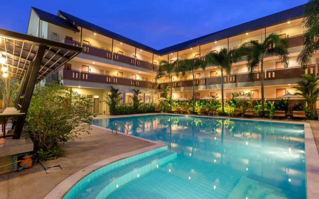Chaiyapruek Suites