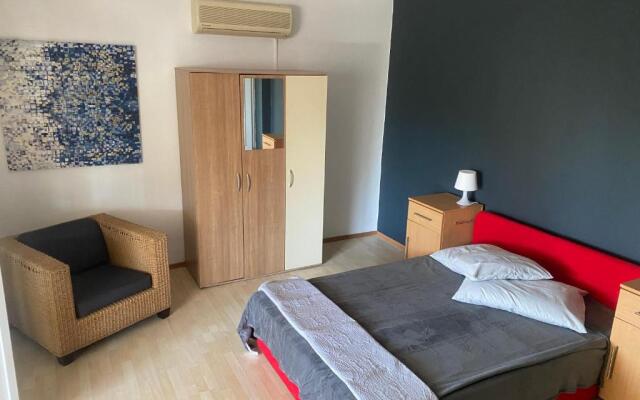 Dub center apartment II