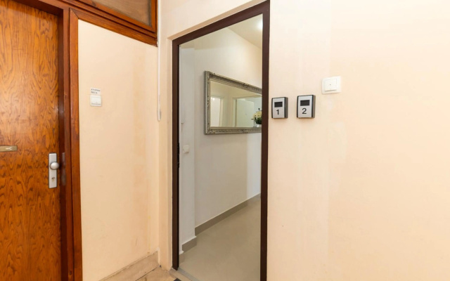 Central Square Guest House