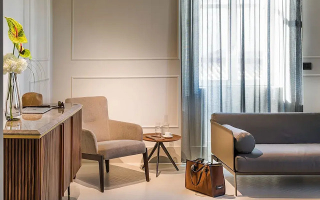 Byssus Suites