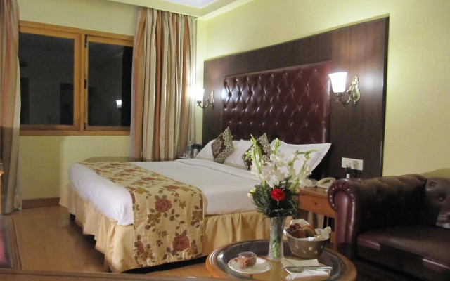 Hotel Ritz Plaza – Guest Rooms – Amritsar