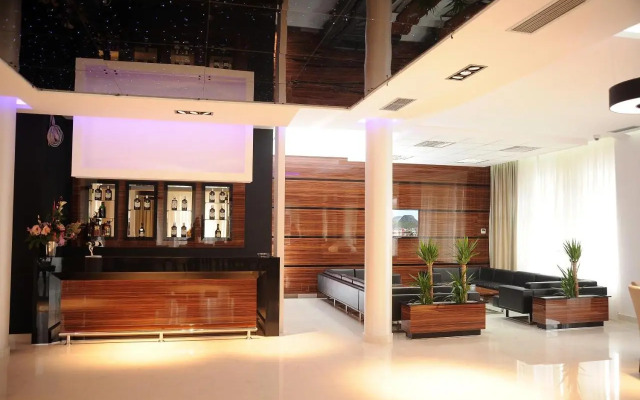 Garni Uni Elita Lux Hotel