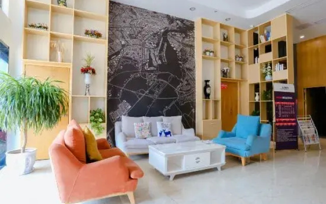 Lan'o Shangpin Hotel Xiangshuihua  Never Sleeping City