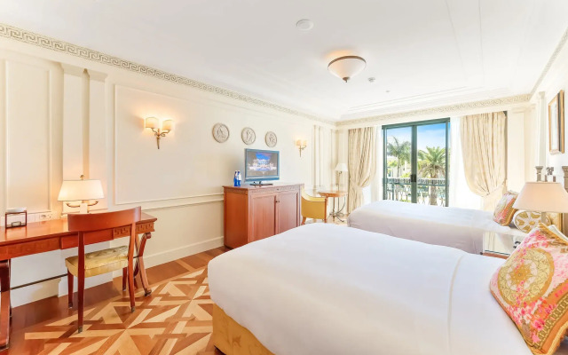 Imperial Hotel Gold Coast