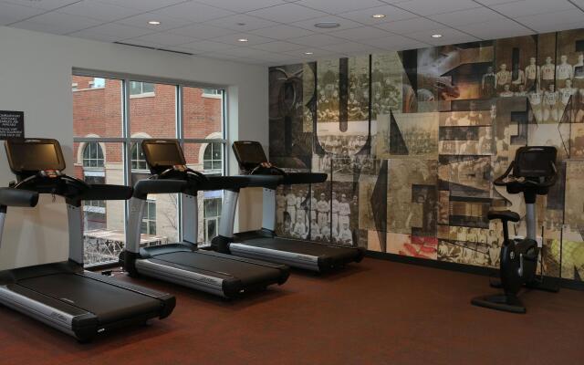 Hotel Indigo Naperville Riverwalk by IHG