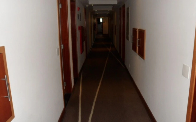 Hotel Platinum