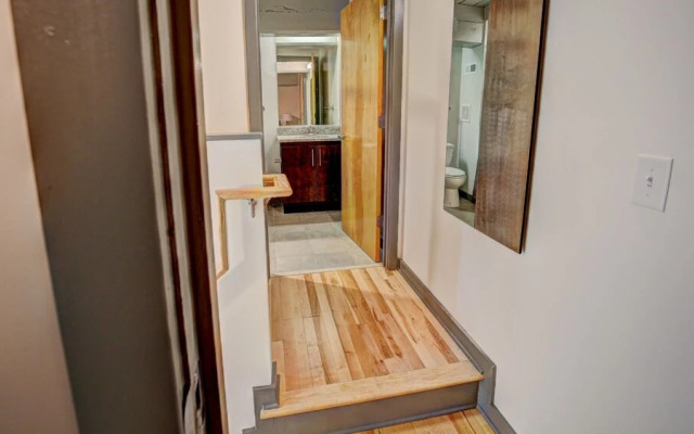 2 Bedroom, Hawthorne Lane