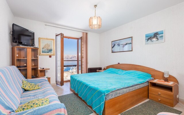 Awesome Home in Jablanac With Wifi and 2 Bedrooms