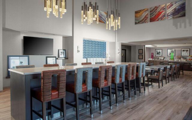 Hampton Inn & Suites Chicago-Burr Ridge