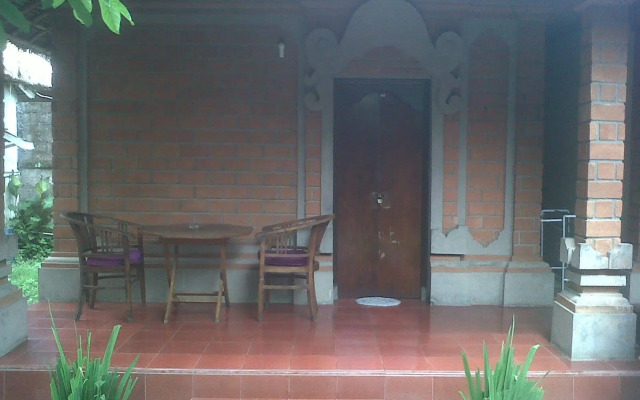 Nyoman Warta Accommodation