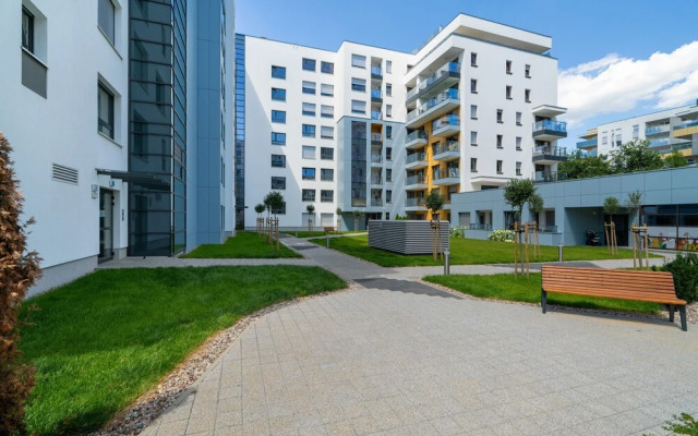 Apartment in a Green Area by Renters