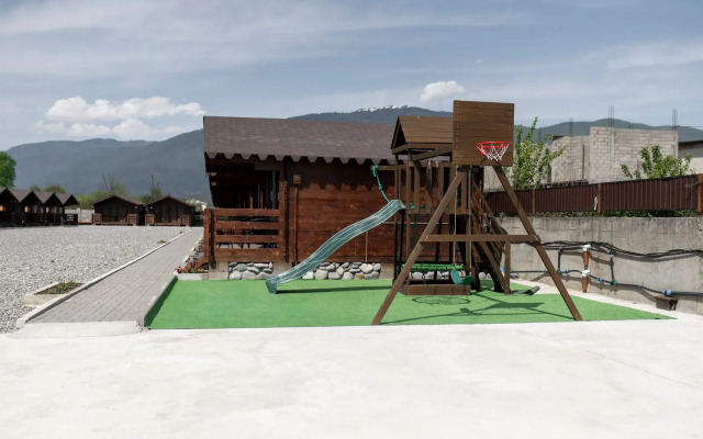 Поляна (Алахадзы)