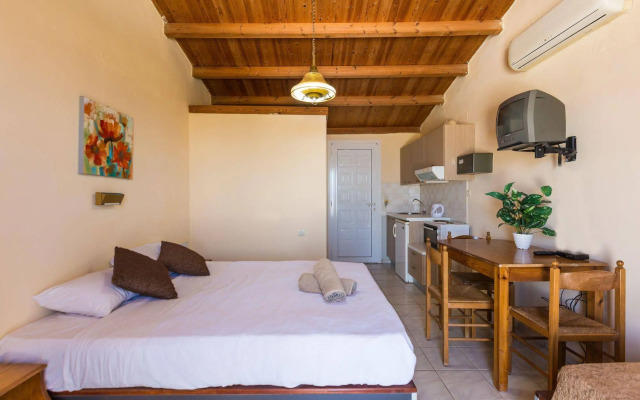 Castello Bianco Aparthotel