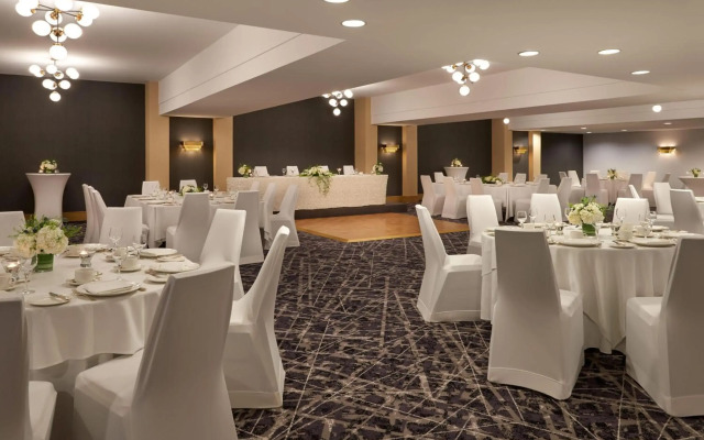 Sheraton Ottawa Hotel