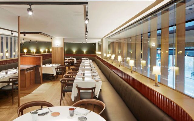 Alexandra Barcelona Hotel, Curio Collection by Hilton