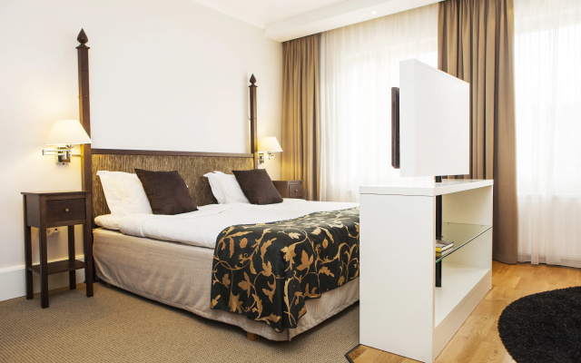 Elite Palace Hotel & Spa