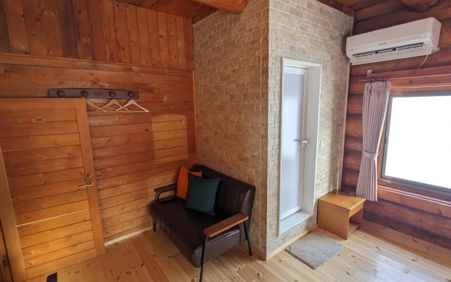 Log cabin rental & Finland Sauna Step House