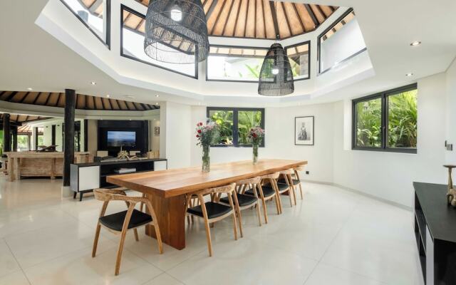 Villa Kubu Dewi Sri by Villa Finder